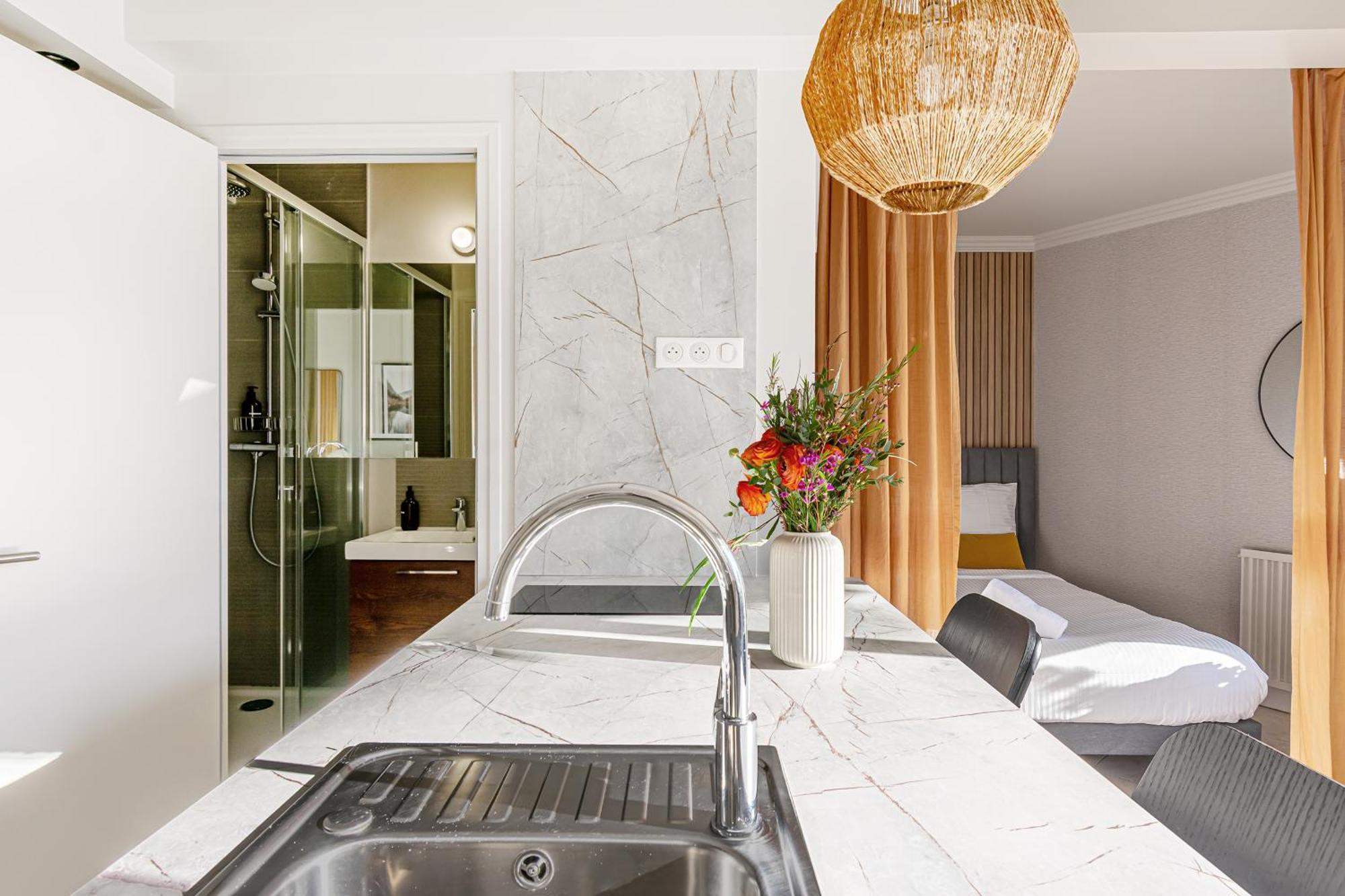 The Lake Aurora Suite - Duke Housing เครเตย ภายนอก รูปภาพ